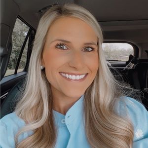 Meet your Posher, Lindsey